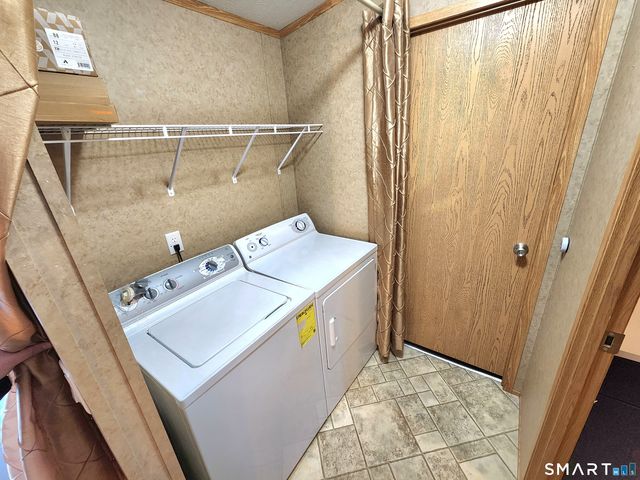 46 Kenosia Avenue 30, Danbury, CT 06810