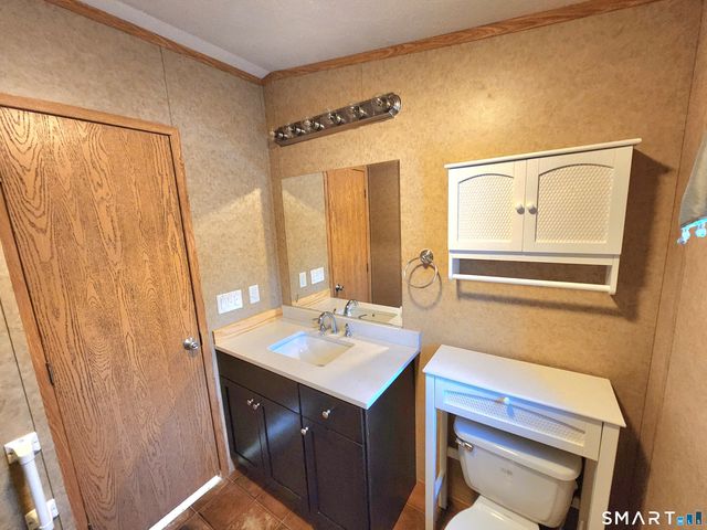 46 Kenosia Avenue 30, Danbury, CT 06810