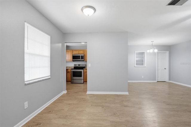 2523 LAKE ELLEN LANE, Tampa, FL 33618