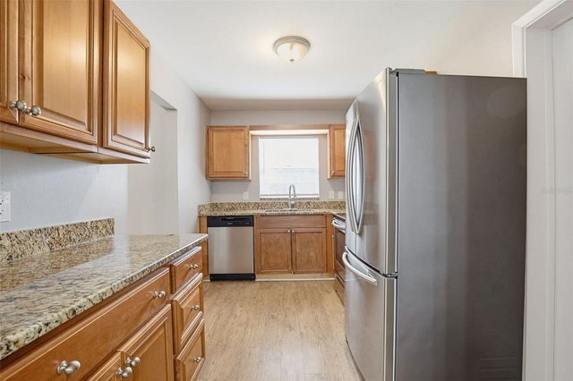 2523 LAKE ELLEN LANE, Tampa, FL 33618