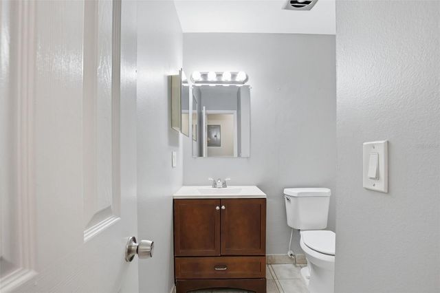 2523 LAKE ELLEN LANE, Tampa, FL 33618