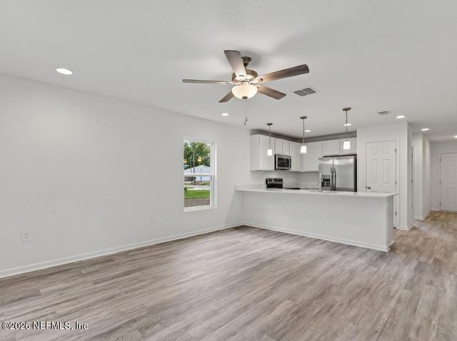 7853 PIPIT Avenue, Jacksonville, FL 32219