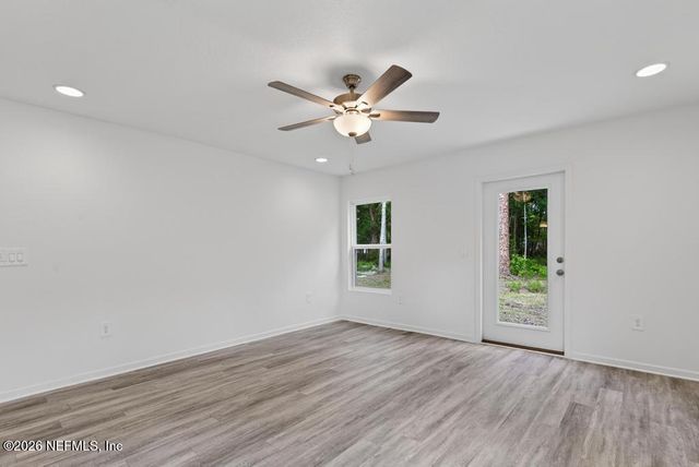 7853 PIPIT Avenue, Jacksonville, FL 32219