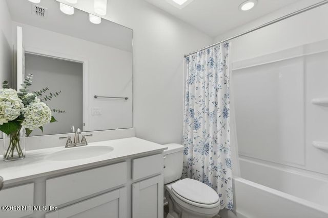 7853 PIPIT Avenue, Jacksonville, FL 32219
