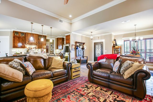 2033 Silver Creek Court, San Angelo, TX 76904