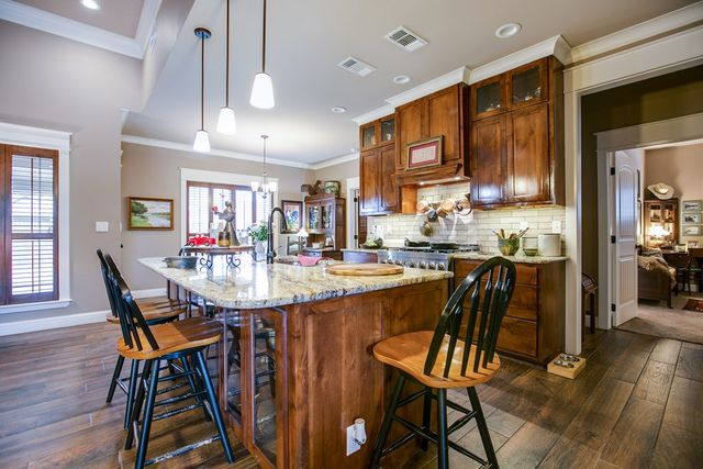 2033 Silver Creek Court, San Angelo, TX 76904