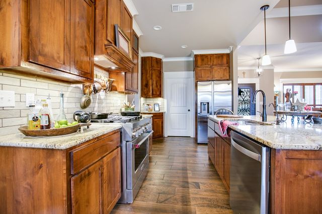 2033 Silver Creek Court, San Angelo, TX 76904