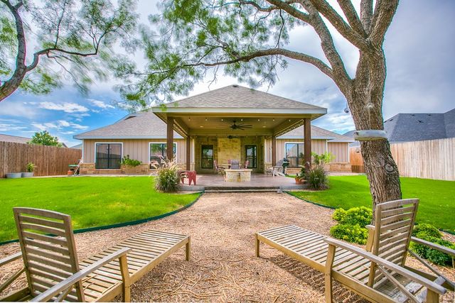 2033 Silver Creek Court, San Angelo, TX 76904