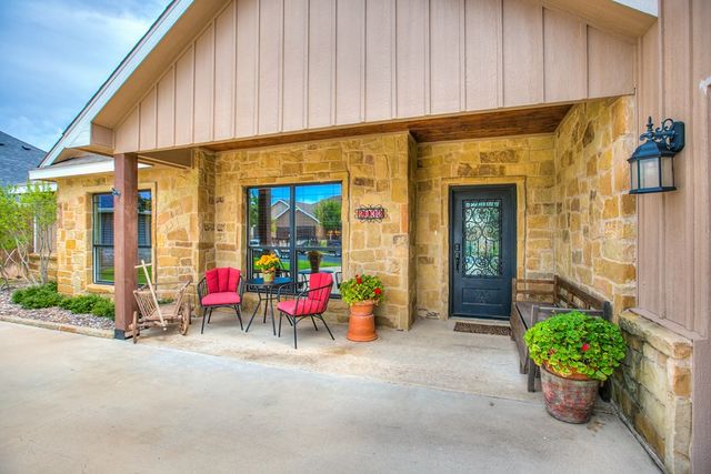 2033 Silver Creek Court, San Angelo, TX 76904