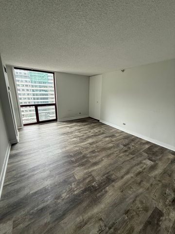 200 N DEARBORN Street 2302, Chicago, IL 60601