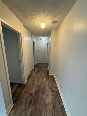 200 N DEARBORN Street 2302, Chicago, IL 60601