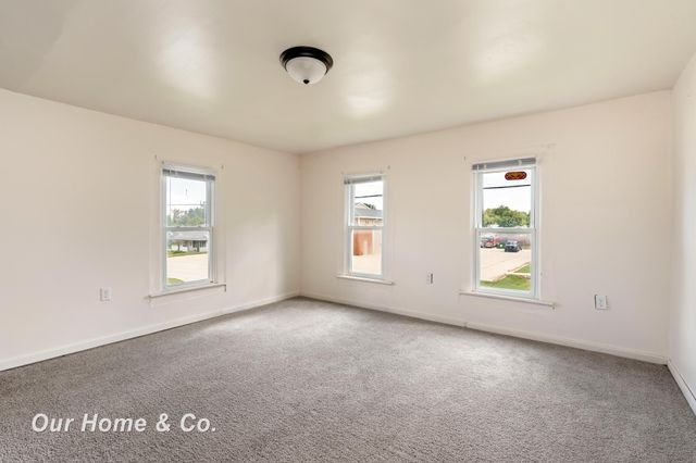 36505 Bismark Road, New Boston, MI 48164