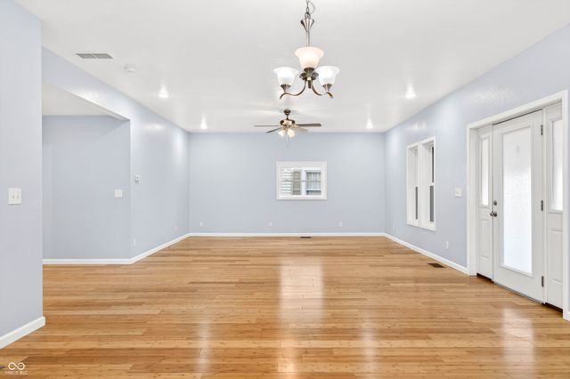 316 Kessler Boulevard, Seymour, IN 47274