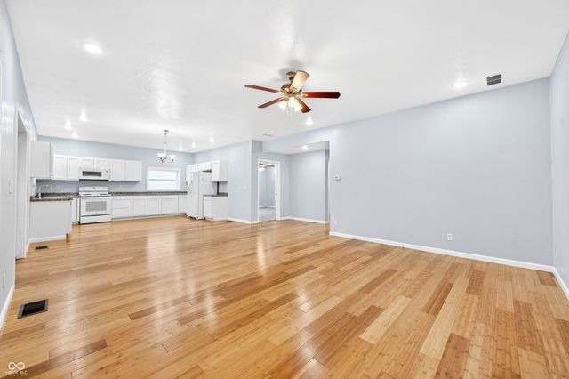 316 Kessler Boulevard, Seymour, IN 47274