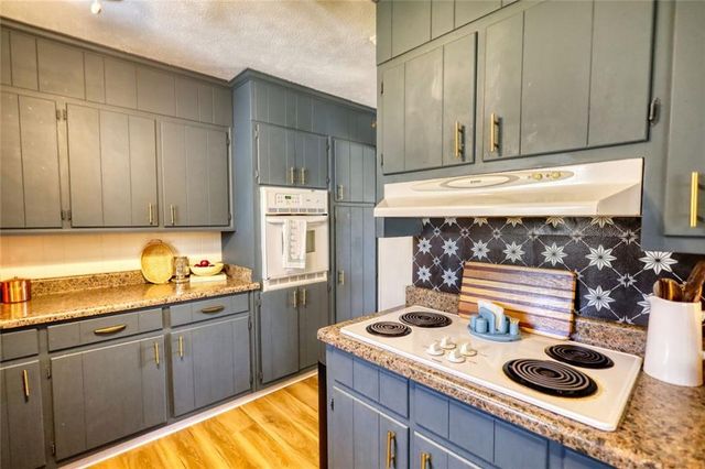 1812 Oak Spring Street, Statham, GA 30666