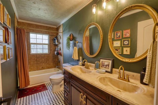 1812 Oak Spring Street, Statham, GA 30666