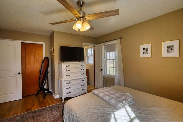 1812 Oak Spring Street, Statham, GA 30666