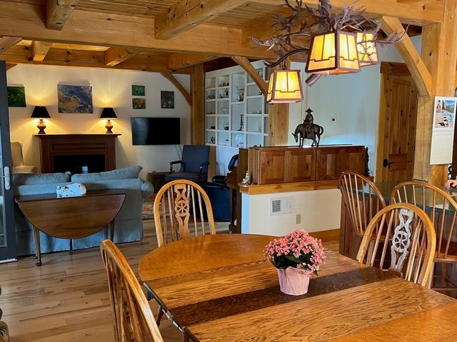 43 Rowdis Road, Greensboro, VT 05841