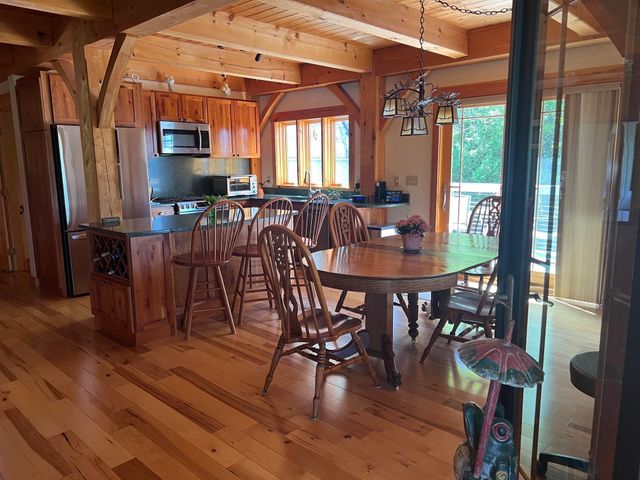 43 Rowdis Road, Greensboro, VT 05841