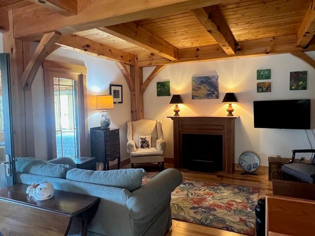43 Rowdis Road, Greensboro, VT 05841