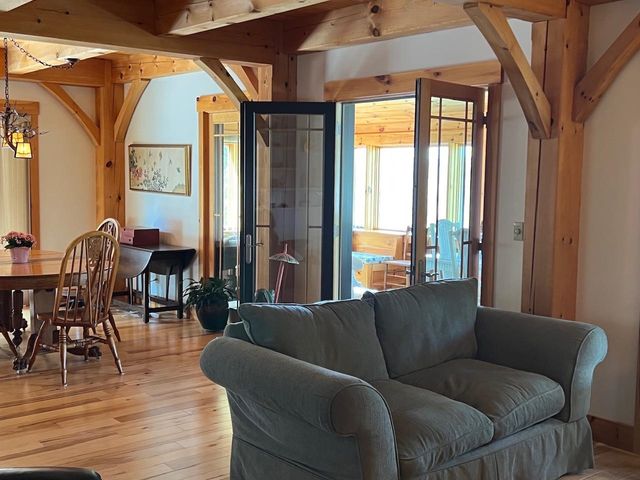 43 Rowdis Road, Greensboro, VT 05841