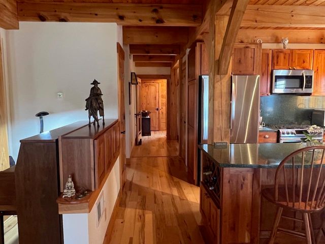 43 Rowdis Road, Greensboro, VT 05841