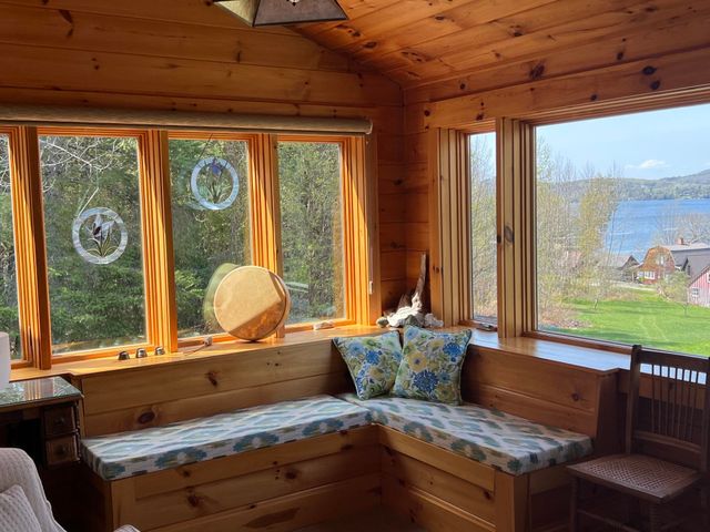 43 Rowdis Road, Greensboro, VT 05841
