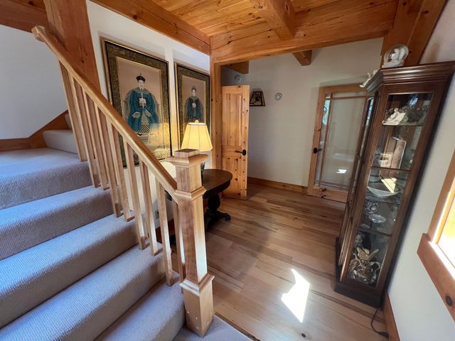 43 Rowdis Road, Greensboro, VT 05841