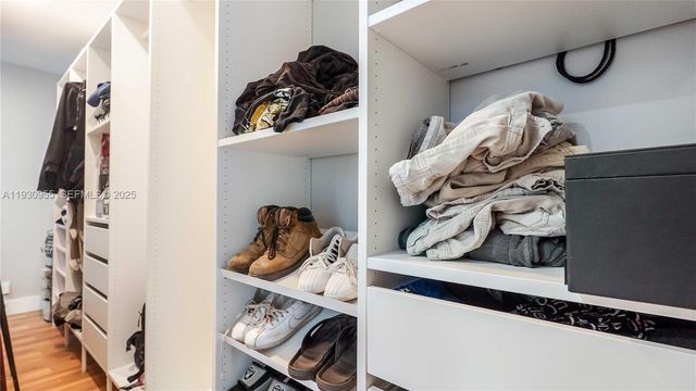 817 NW 17th St, Fort Lauderdale, FL 33311