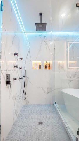 817 NW 17th St, Fort Lauderdale, FL 33311