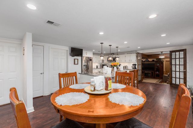53 County Road 147, Liberty, TX 77575