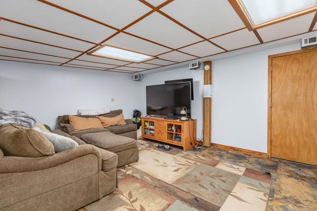 53 County Road 147, Liberty, TX 77575