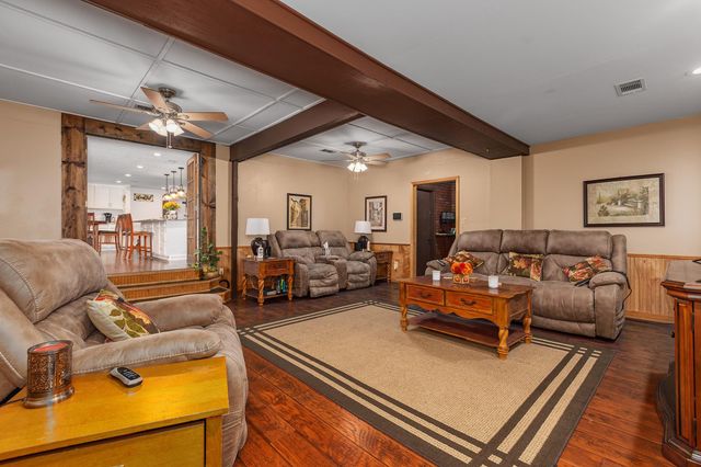 53 County Road 147, Liberty, TX 77575