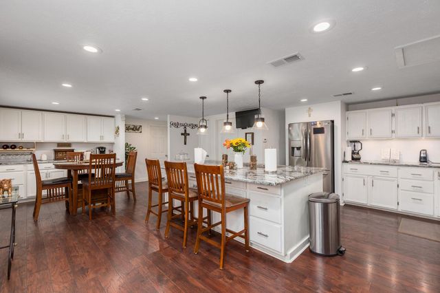 53 County Road 147, Liberty, TX 77575