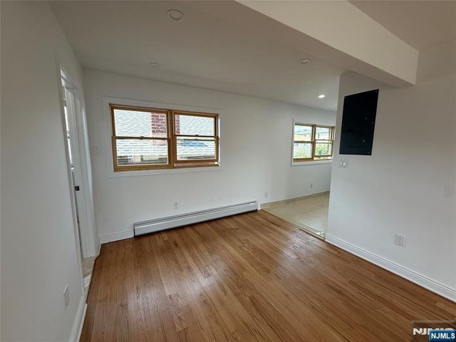 307 9th Street 3A, Fairview, NJ 07022