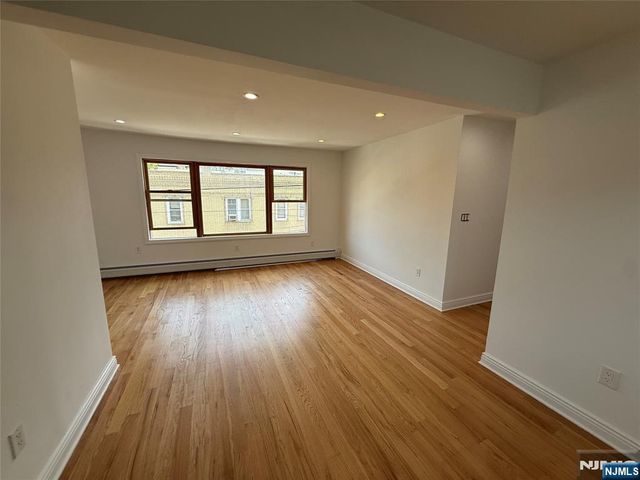 307 9th Street 3A, Fairview, NJ 07022