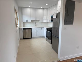 307 9th Street 3A, Fairview, NJ 07022