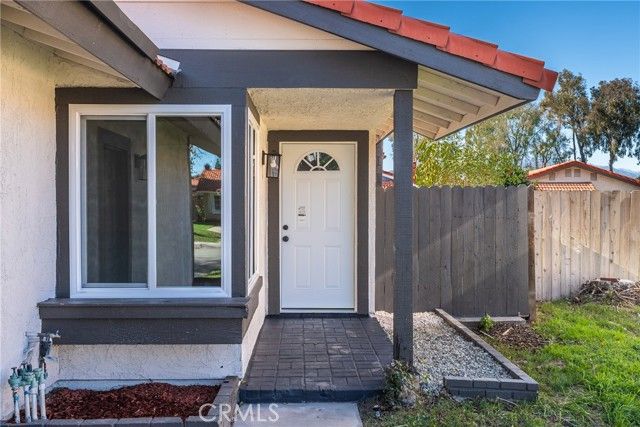 807 Santa Fe Lane, Colton, CA 92324