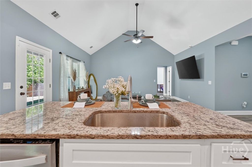 Image 13 of property listing at 160 Huger Street, Rincon, GA 31326