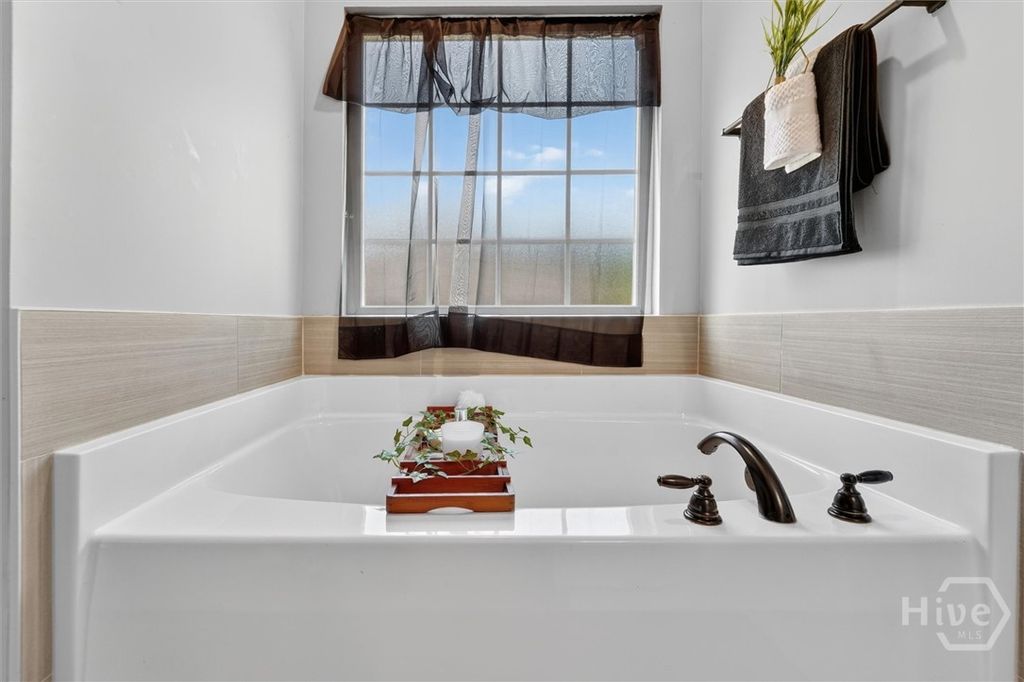 Image 24 of property listing at 160 Huger Street, Rincon, GA 31326