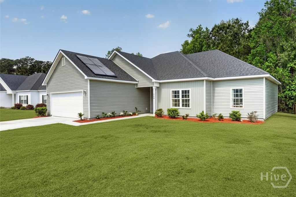 Image 4 of property listing at 160 Huger Street, Rincon, GA 31326