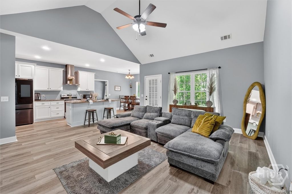 Image 7 of property listing at 160 Huger Street, Rincon, GA 31326