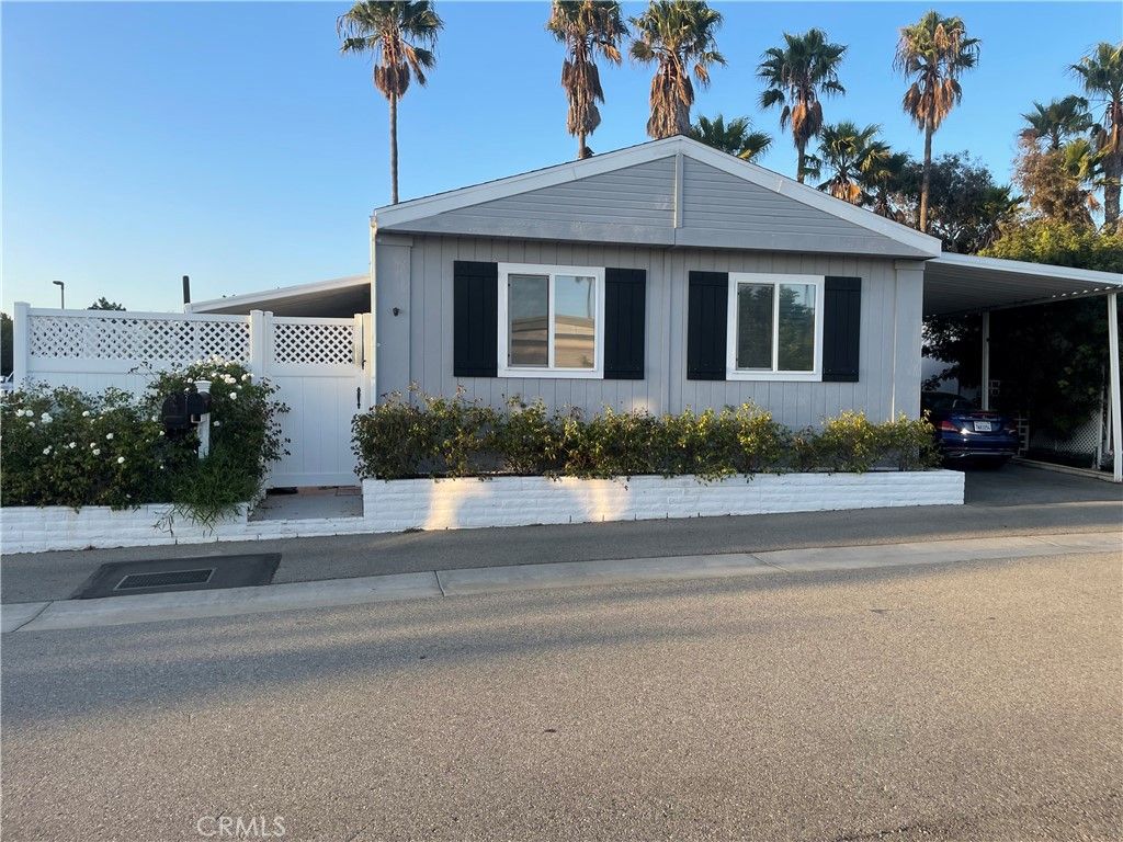 6233 E Sea Breeze Drive 17, Long Beach, CA 90803 — photo 2