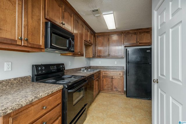 7431 HUNTLAND DRIVE, Cottondale, AL 35453
