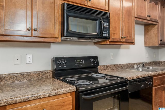 7431 HUNTLAND DRIVE, Cottondale, AL 35453