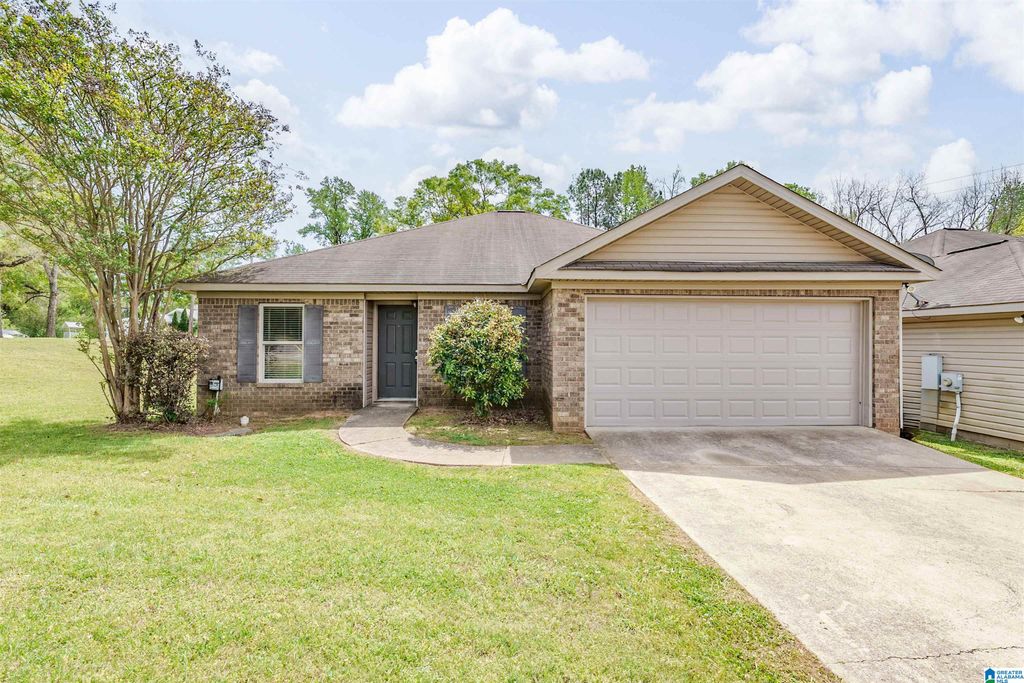 7431 HUNTLAND DRIVE, Cottondale, AL 35453