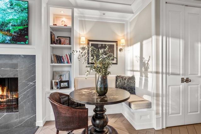 1942 N Sedgwick Street PH, Chicago, IL 60614