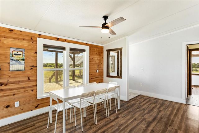 1154 Outlaw Trail, Wolfe City, TX 75496