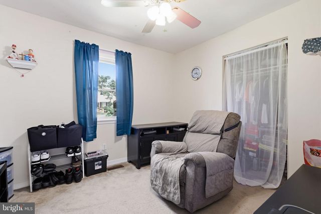 46 W VINE ST, Gibbstown, NJ 08027