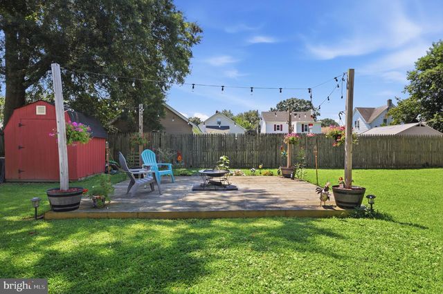 46 W VINE ST, Gibbstown, NJ 08027